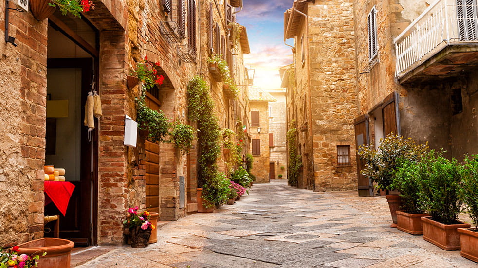 Autumn in Tuscany: a quiet street in Pienza's old town